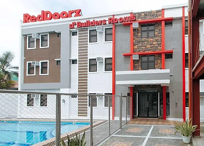 Reddoorz At Dbuilders Poblacion Bgc Отель 2*