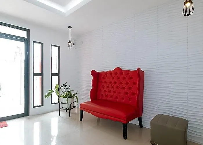 Reddoorz At Dbuilders Poblacion Bgc