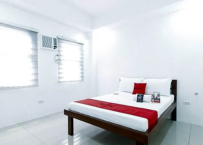 Отель Reddoorz At Dbuilders Poblacion Bgc Манила