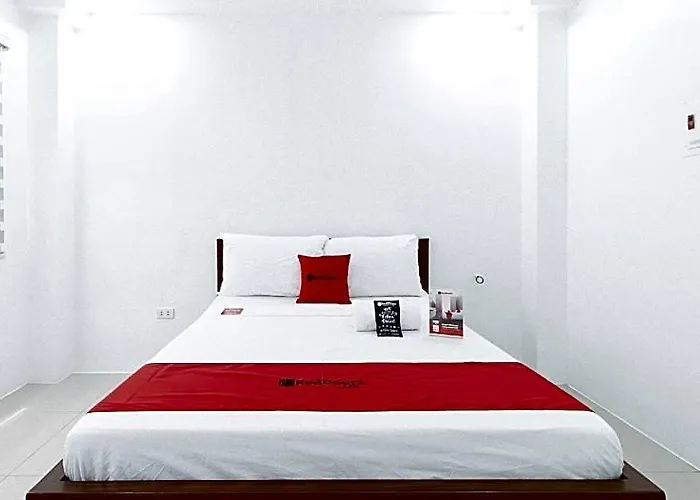 Reddoorz At Dbuilders Poblacion Bgc