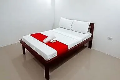 Reddoorz At Dbuilders Poblacion Bgc