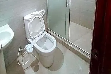Reddoorz At Dbuilders Poblacion Bgc